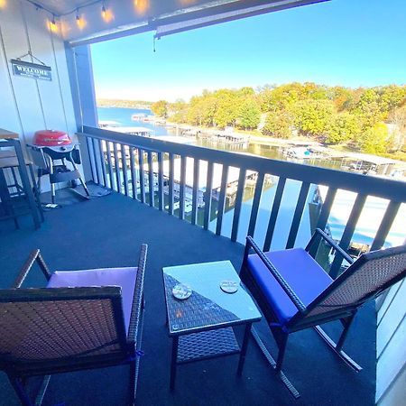 F Lakefront! Remodeled, Sleeps 4, Boat Slip, Patio, Wifi, Cable, Pool Osage Beach Bagian luar foto